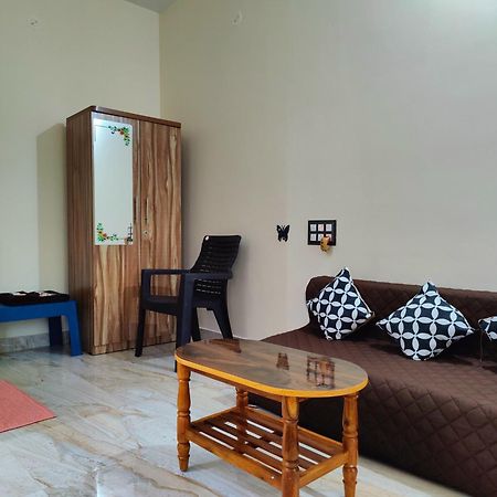 Art Karna Hotel Gokarna  Bagian luar foto