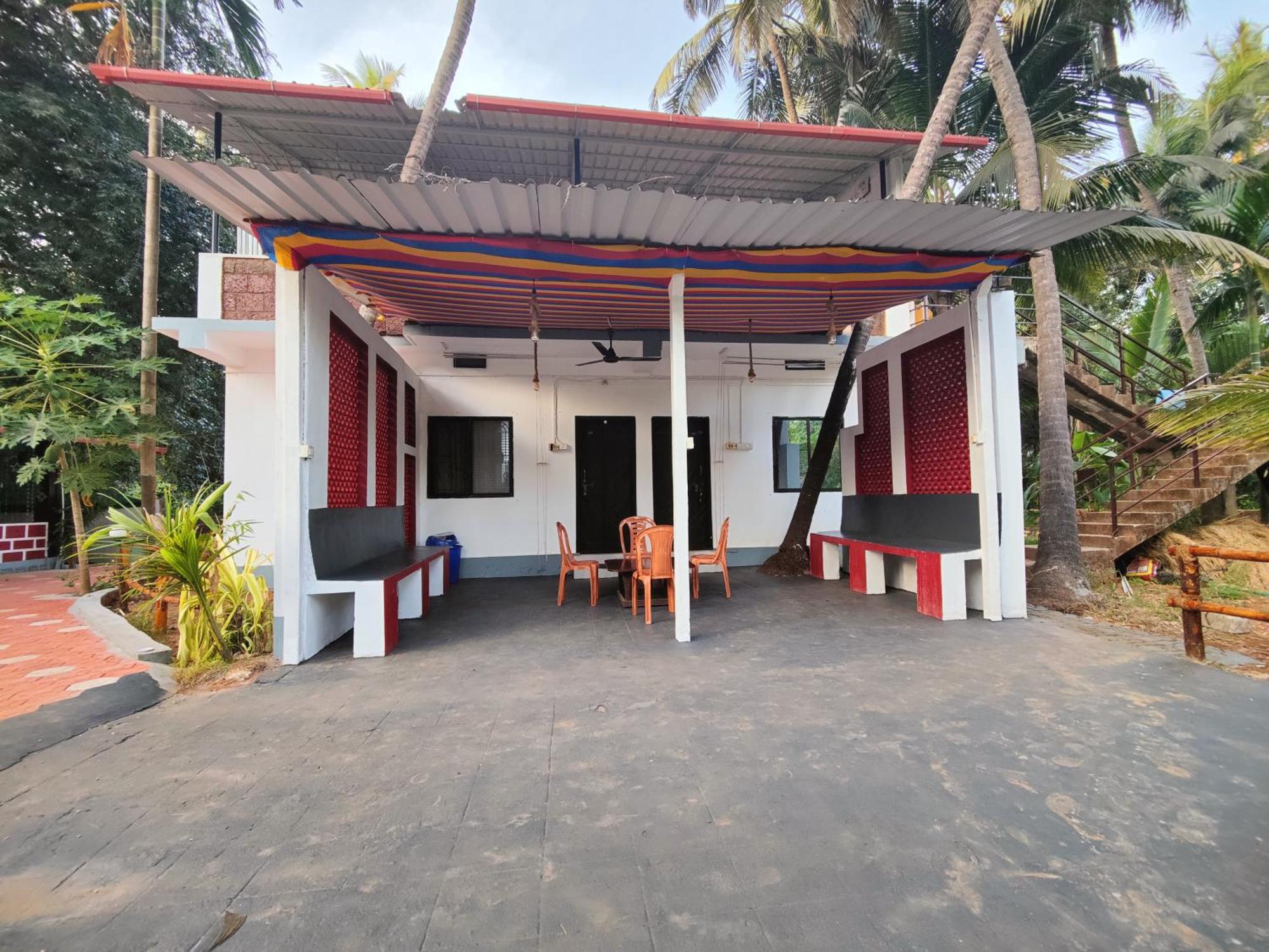 Art Karna Hotel Gokarna  Bagian luar foto